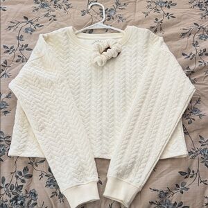 NWT lightweight Cream Quilted Cable-Knit top